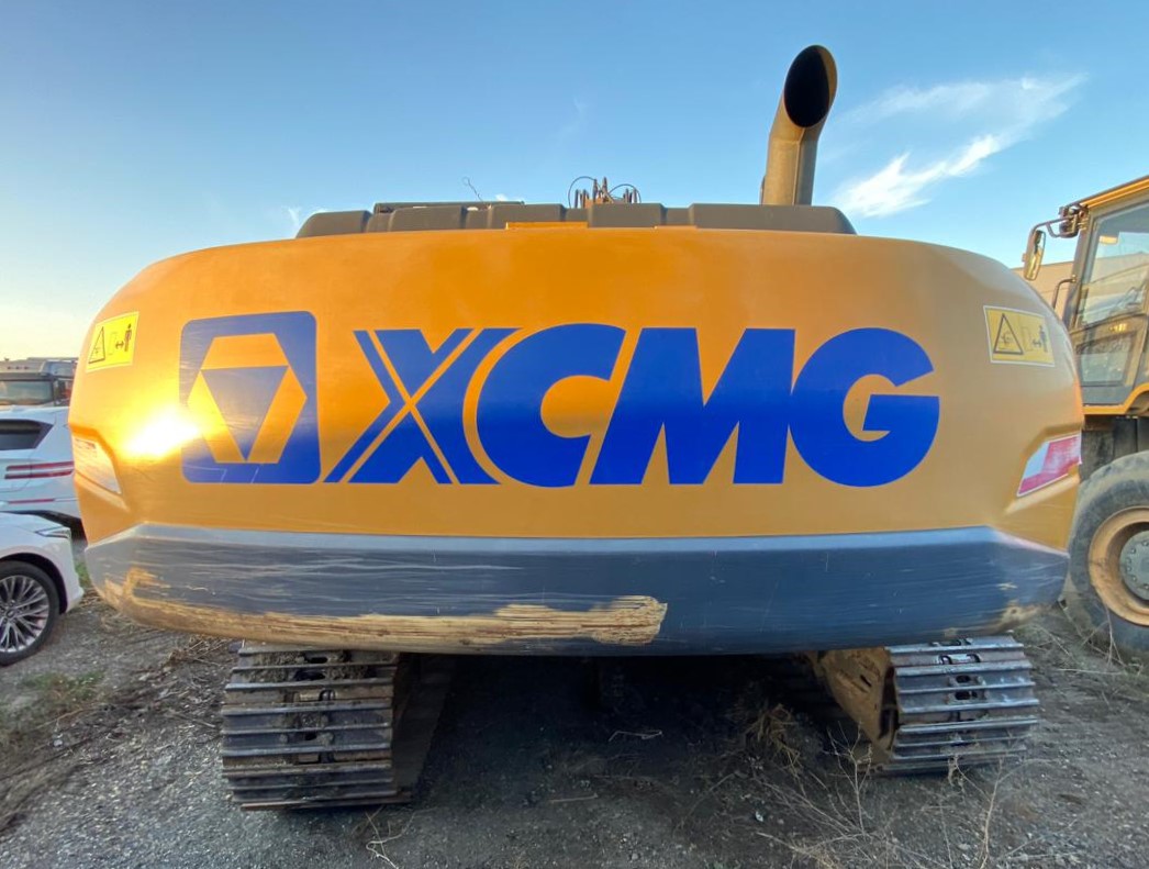 XCMG XE260 Экскаватор